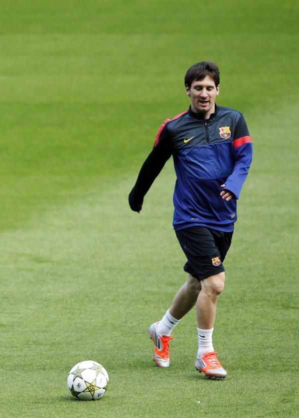 2012-10-22t164441z_2111794712_gm1e8an021l01_rtrmadp_3_soccer-champions_reuters