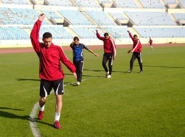 من تدريبات شباب الاردن على ستاد المدينة الرياضية في بيروت وبعدســـــــة كووورة