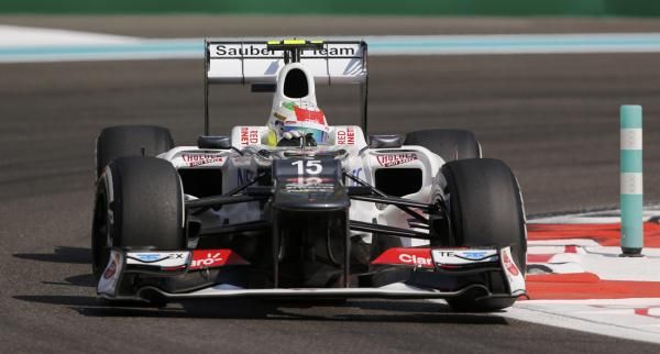 2012-11-02t123607z_1939804539_sr1e8b20yze9e_rtrmadp_3_motor-racing-prix_reuters