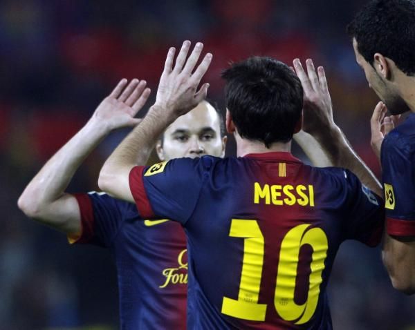 2012-10-07t185750z_1185329110_gm1e8a8086g01_rtrmadp_3_soccer-spain_reuters