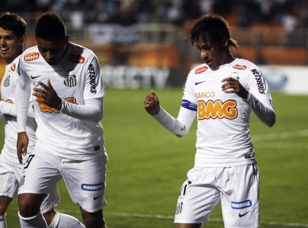 2012-09-26t224136z_1666409703_gm1e89r0ijc01_rtrmadp_3_soccer-latam_reuters