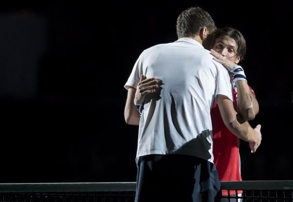 2012-11-04t164943z_736380329_lr1e8b41aqk8f_rtrmadp_3_tennis-men-masters_reuters