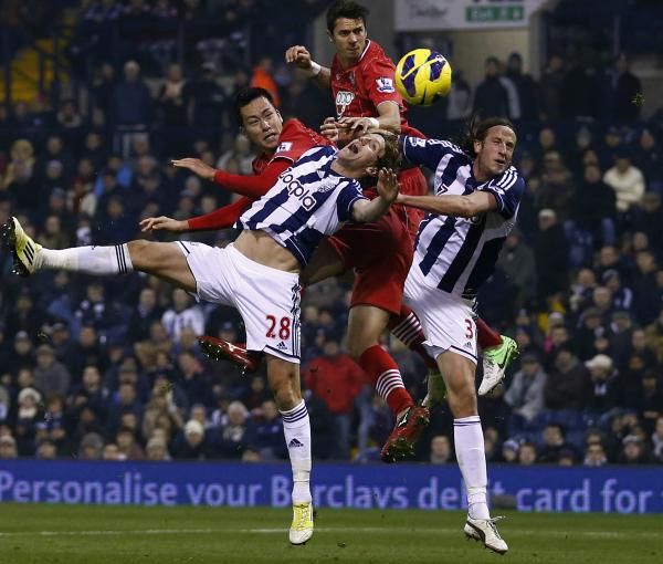 2012-11-05t215539z_1578118117_gm1e8b60ge301_rtrmadp_3_soccer-england_reuters