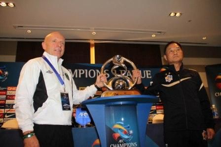 مدربا الاهلي واولسان وكأس دوري أبطال آسيا