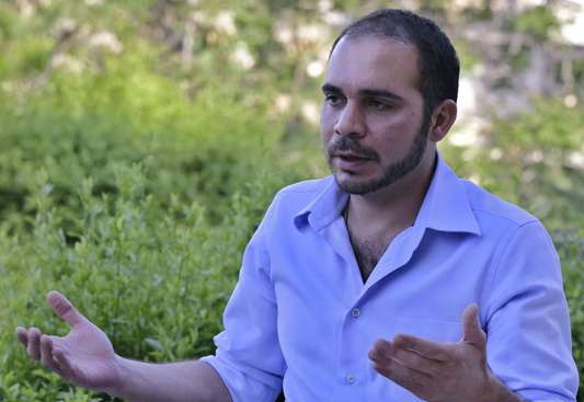 الأمير علي بن الحسين