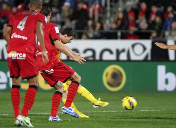 2012-11-11t191351z_1495238934_gm1e8bc08qy01_rtrmadp_3_soccer-spain_reuters