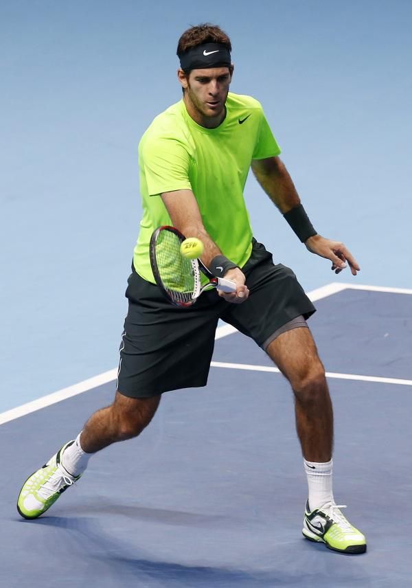 2012-11-11t174240z_1651718253_gm1e8bc04pv01_rtrmadp_3_tennis-men-finals_reuters