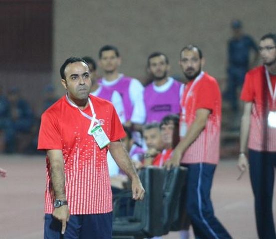 عادل عقلة واشارة غير لائقه لجماهير العربي