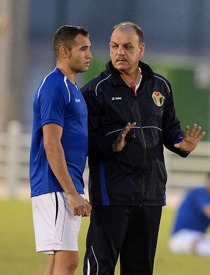 حمد.. هل يدفع بالبواب من البداية؟