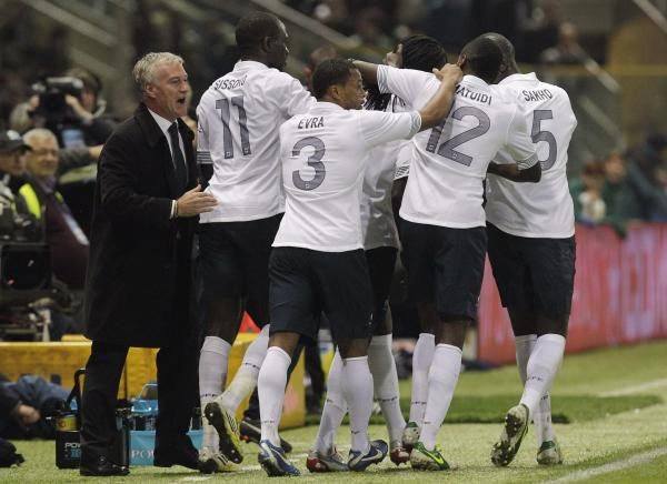 2012-11-14t213508z_685582550_gm1e8bf0fgj01_rtrmadp_3_soccer-friendly_reuters