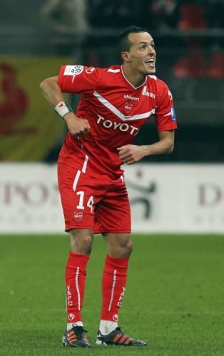 2011-12-10t213239z_01_jyb05_rtridsp_3_soccer-france_reuters