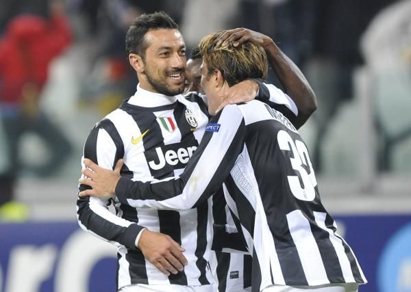 2012-11-07t213244z_987472496_gm1e8b80fck01_rtrmadp_3_soccer-champions_reuters