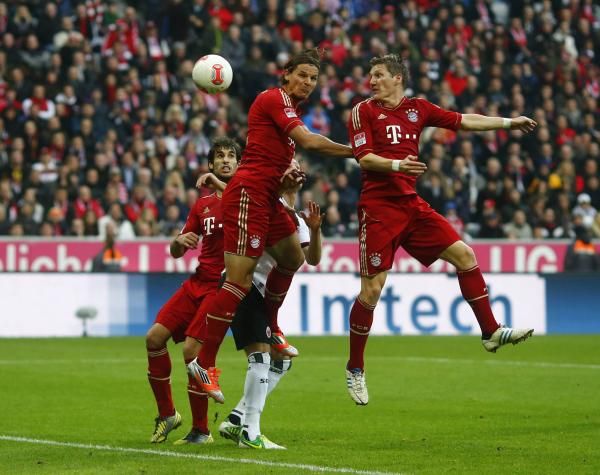 2012-11-10t162253z_581789914_bm2e8ba1bl301_rtrmadp_3_soccer-germany_reuters