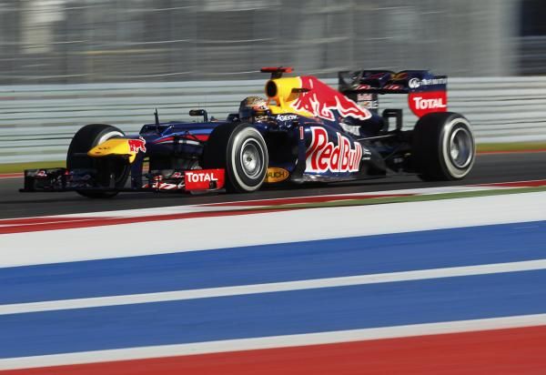 2012-11-17t174442z_2124798356_tb3e8bh1dabrv_rtrmadp_3_motor-racing-prix_reuters