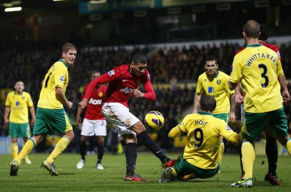 2012-11-17t183437z_1393949662_gm1e8bi074701_rtrmadp_3_soccer-england_reuters