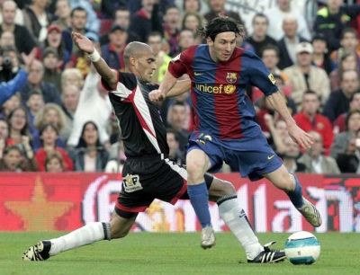 جانب من لقاء برشلونة وليفانتي