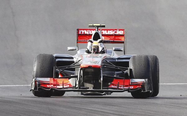 2012-11-18t213838z_1394801244_tb3e8bi1o45zx_rtrmadp_3_motor-racing-prix_reuters
