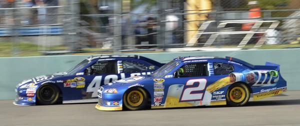 2012-11-18t221554z_1685307516_gm1e8bj0hd401_rtrmadp_3_nascar_reuters