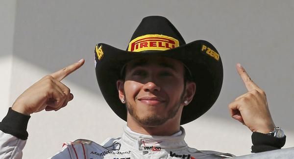2012-11-18t213108z_1873559378_tb3e8bi1nrnzh_rtrmadp_3_motor-racing-prix_reuters