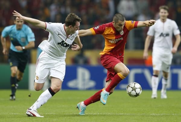 2012-11-20t204952z_387567255_gm1e8bl0ddt01_rtrmadp_3_soccer-champions_reuters