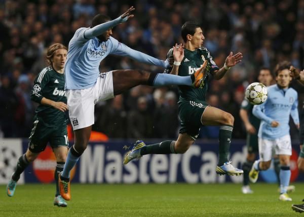 2012-11-21t195228z_775621276_lr1e8bl1j75b8_rtrmadp_3_soccer-champions_reuters