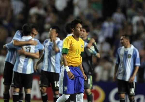 2012-11-22t021715z_1963081174_gm1e8bm0siz01_rtrmadp_3_soccer-argentina-friendly_reuters