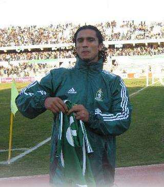 المدافع الدولى الليبى عمر ذاوود