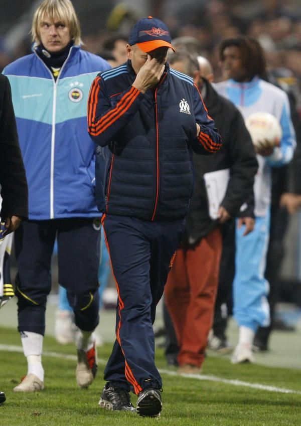 2012-11-22t223022z_328666377_gm1e8bn0i1801_rtrmadp_3_soccer-europa_reuters