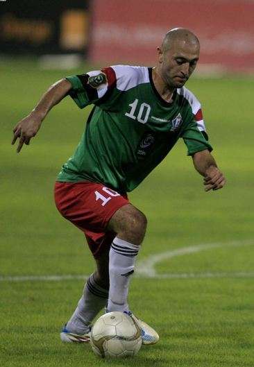 عيسى السباح