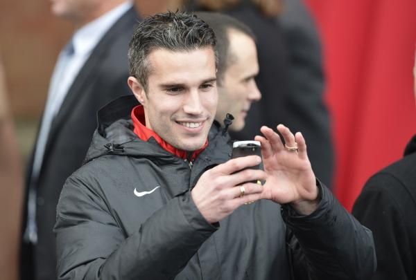 2012-11-23t170045z_347792338_gm1e8bo02ge01_rtrmadp_3_britain_reuters