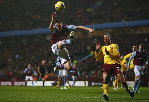 2012-11-24t195333z_1929124096_gm1e8bp0arx01_rtrmadp_3_soccer-england_reuters
