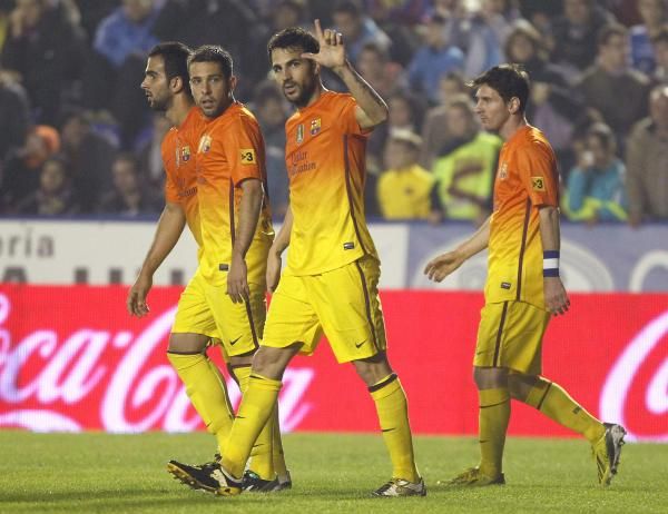 2012-11-25t213746z_987687714_gm1e8bq0fl101_rtrmadp_3_soccer-spain_reuters