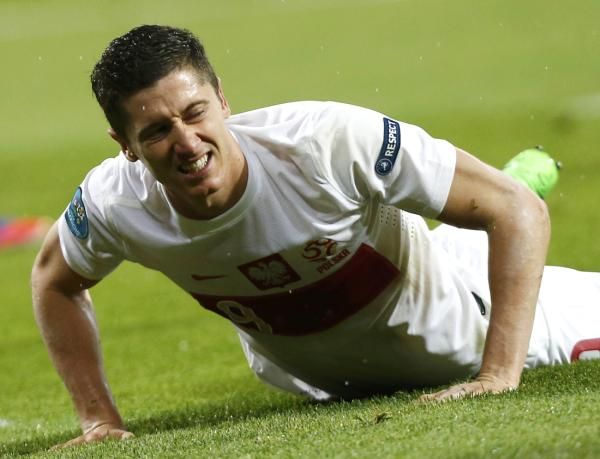 2012-06-16t190750z_01_ink14_rtridsp_3_soccer-euro_reuters