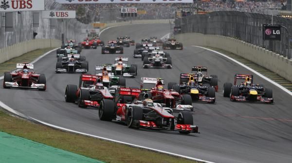 2012-11-25t173653z_1839890711_tb3e8bp1cx817_rtrmadp_3_motor-racing-prix_reuters