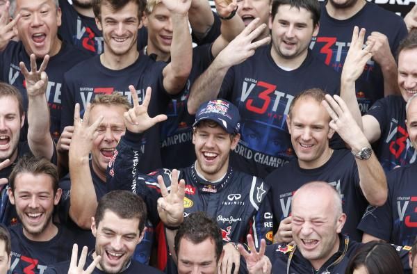 2012-11-25t212749z_941292243_tb3e8bp1nme5t_rtrmadp_3_motor-racing-prix_reuters