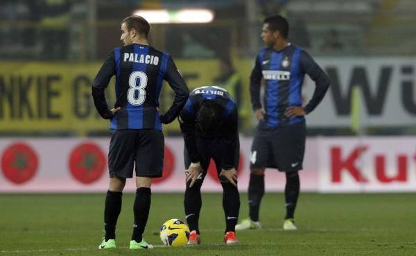 2012-11-26t214416z_1639193643_gm1e8br0fwa01_rtrmadp_3_soccer_reuters