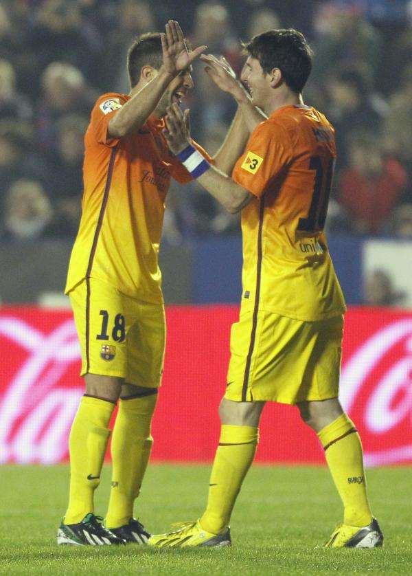 2012-11-25t212557z_1368454533_gm1e8bq0eyx01_rtrmadp_3_soccer-spain_reuters