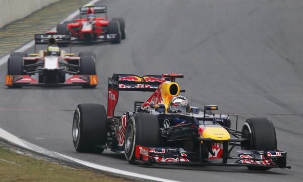 2012-11-25t163122z_1703978445_tb3e8bp19w109_rtrmadp_3_motor-racing-prix_reuters