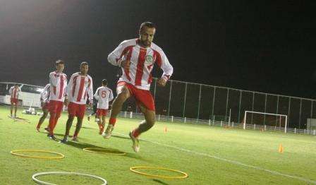 رائد فارس خلال التدريبات