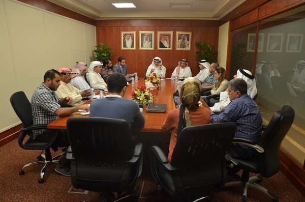 جانب من إجتماع اللجنة الاعلامية. 