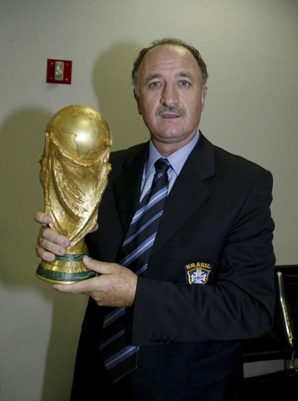 2012-11-29t131615z_1522018357_gm1e8bt1mw901_rtrmadp_3_soccer-brazil-coach_reuters