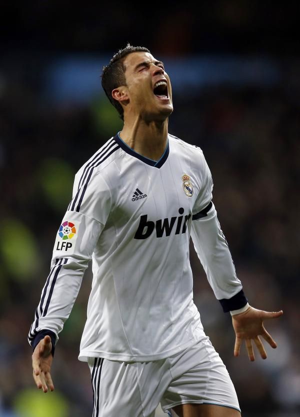 2012-12-01t213839z_201126962_gm1e8c20fmv01_rtrmadp_3_soccer_reuters