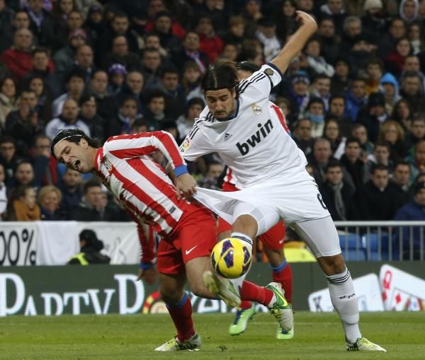 2012-12-01t215001z_440892400_gm1e8c20g4n01_rtrmadp_3_soccer-spain_reuters