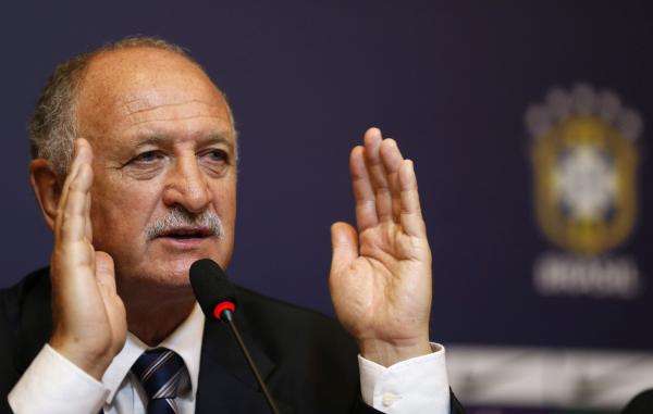2012-11-29t142132z_955615434_gm1e8bt1q1t01_rtrmadp_3_soccer-brazil-coach_reuters