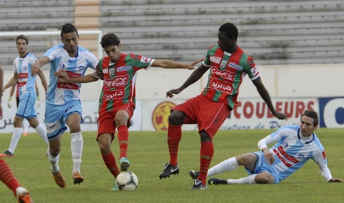 جانب من لقاء الملعب التونسي مع الإتحاد المنتسيري