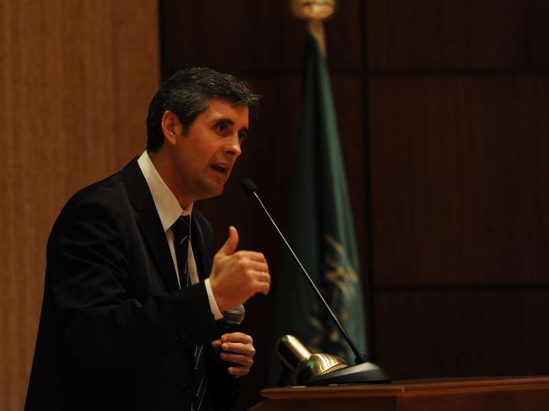  رئيس اللجنة الفنية للمنتخبات السعودية  لوبيز كارو