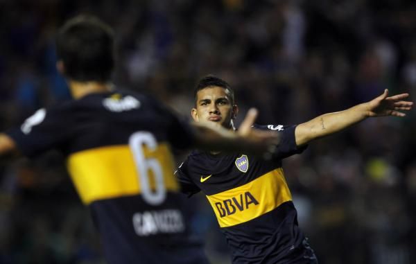 2012-11-25t233811z_1262563535_gm1e8bq0l3b01_rtrmadp_3_soccer-argentina_reuters