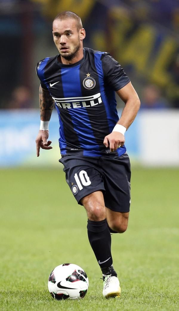 2012-09-02t212133z_641662364_gm1e8930eem01_rtrmadp_3_soccer-italy_reuters