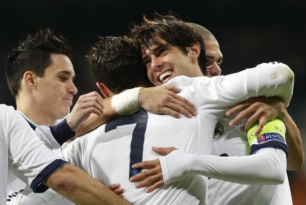 2012-12-04t211244z_1882386008_gm1e8c50ecw01_rtrmadp_3_soccer-champions_reuters