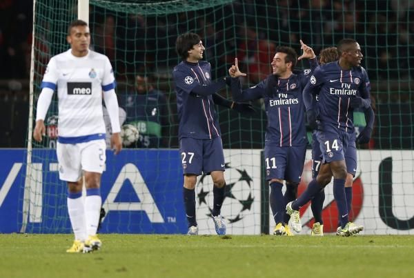 2012-12-04t211539z_927308706_lr1e8c41n1si2_rtrmadp_3_soccer-champions_reuters